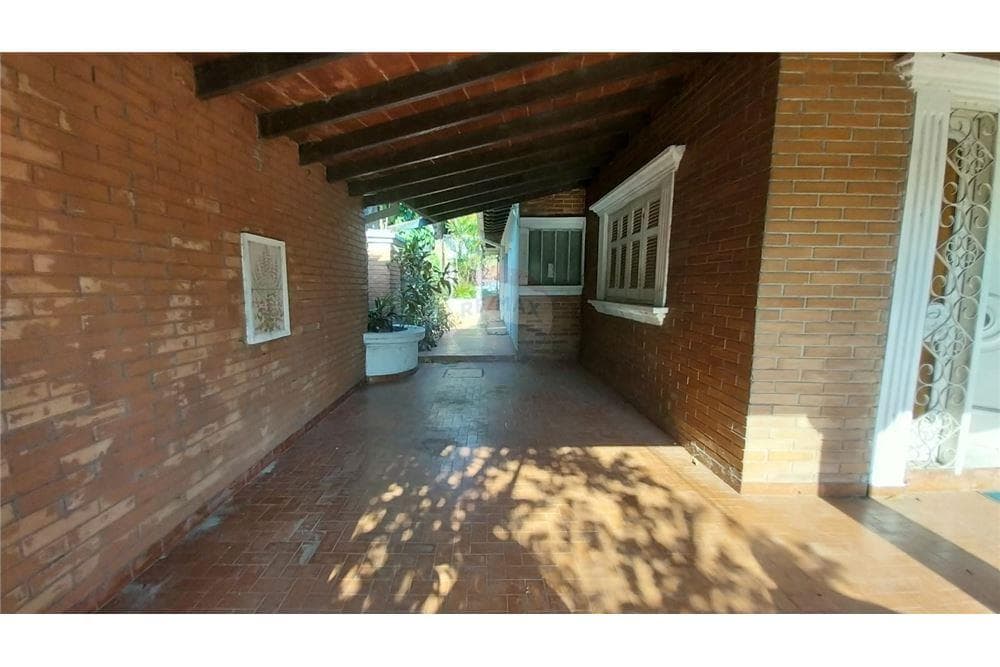 En venta propiedad comercial 1 cuadra del palacio!, foto 2