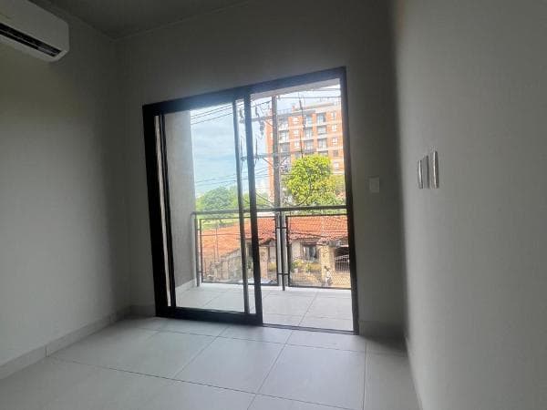 Departamento 1 dorm en campo grande, Luque, foto 2