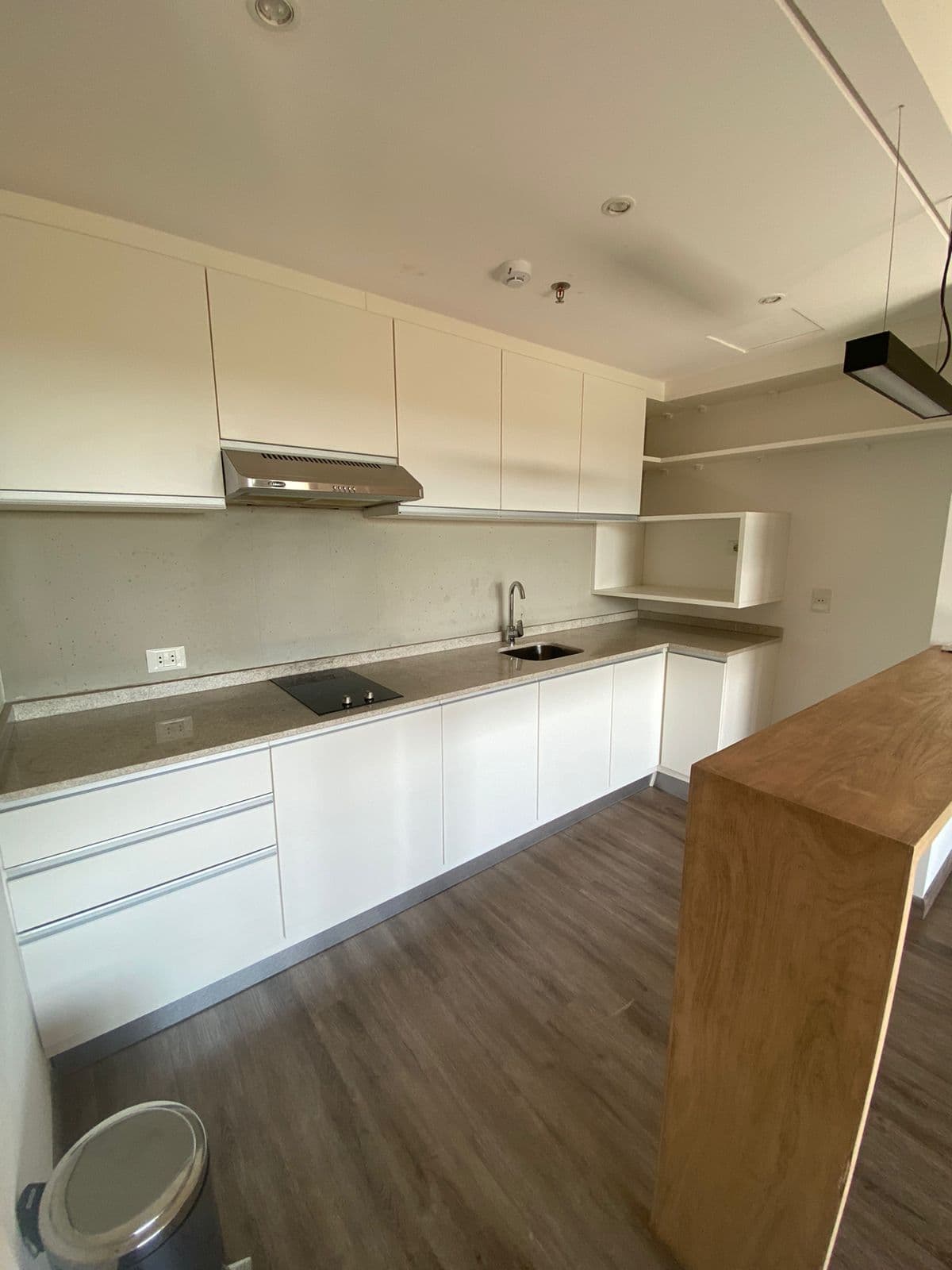 En Alquiler- Departamento De 1 Dormitorio, Edificio Muhrada, foto 1