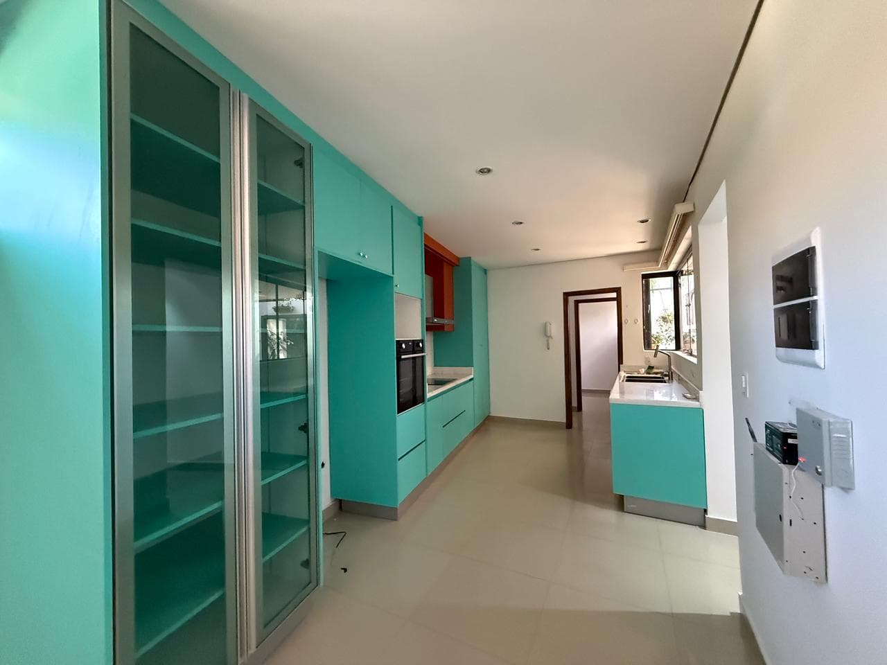 Dúplex con quincho y patio, en esquina en venta en barrio Ycuá Satí, foto 5