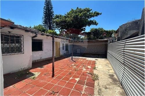 Casa a cuadras del estadio defensores, foto 3