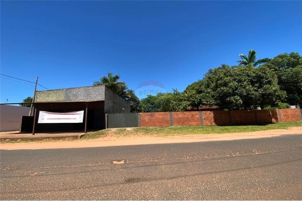 Terreno sobre asfalto en capiata 3.300 m2, foto 1
