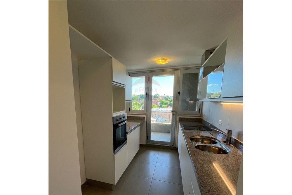 Amplio Dpto de 2 habitaciones en Mburicao, foto 4