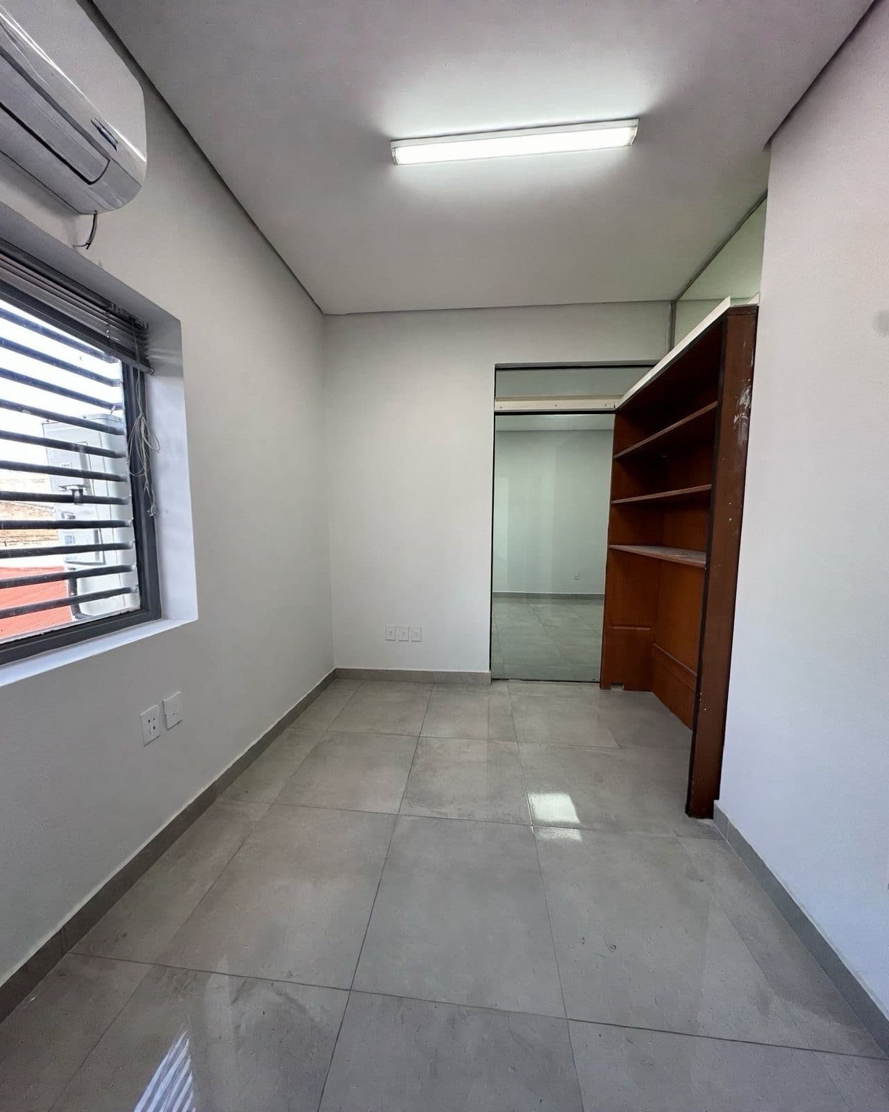 De local comercial en sajonia asuncion, foto 3