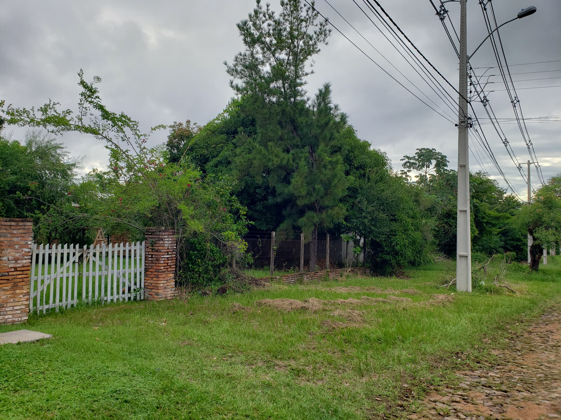 Terreno con casa en venta - San Bernardino