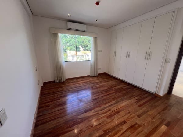 Departamento de 2 dormitorios, cerca del centenario, foto 1