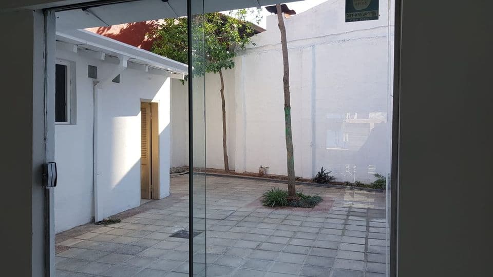 Salón comercial en Asunción sobre avenida perú cod 088, foto 2