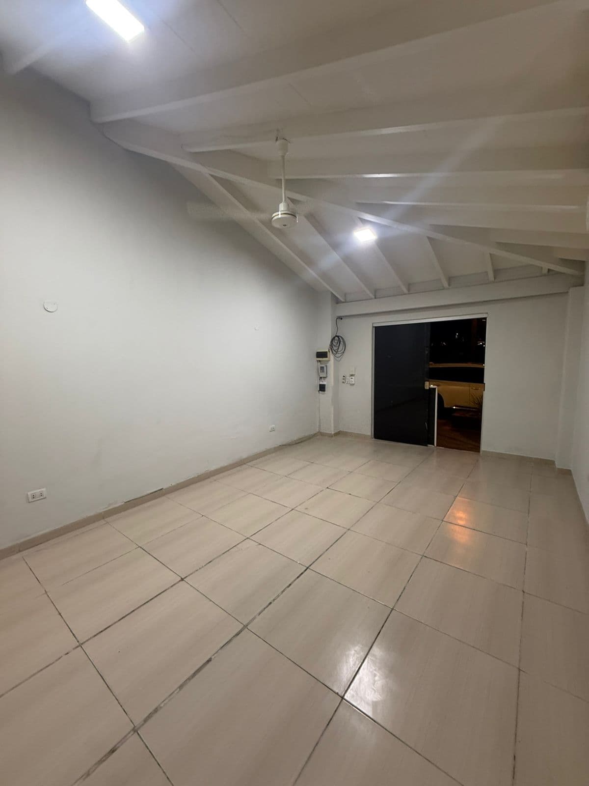 Local comercial en vista alegre — foto 5