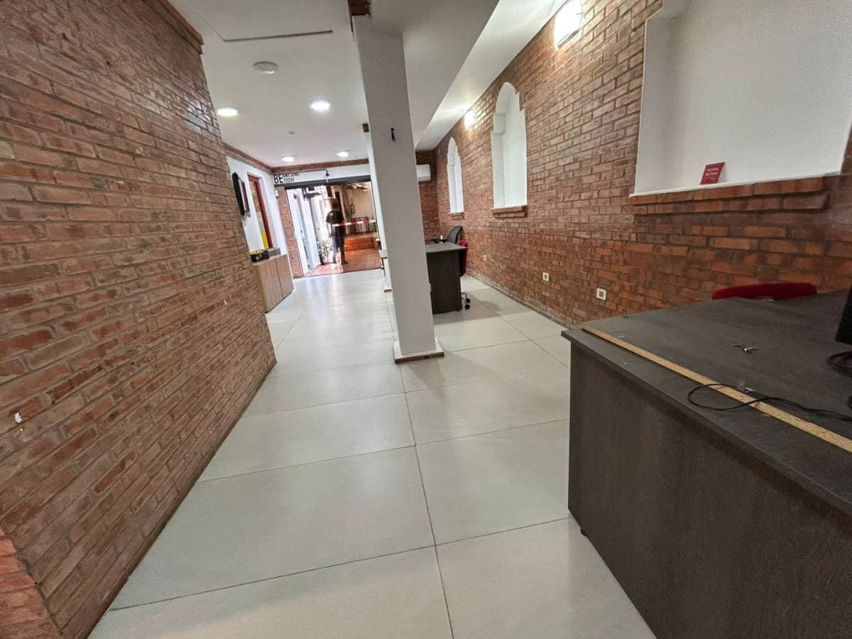 Oficina sobre Avda Gral Santos, foto 5