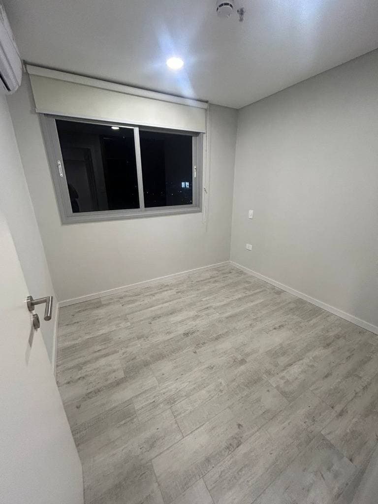 Depto de 2 dormitorios sobre molas lopez, foto 4