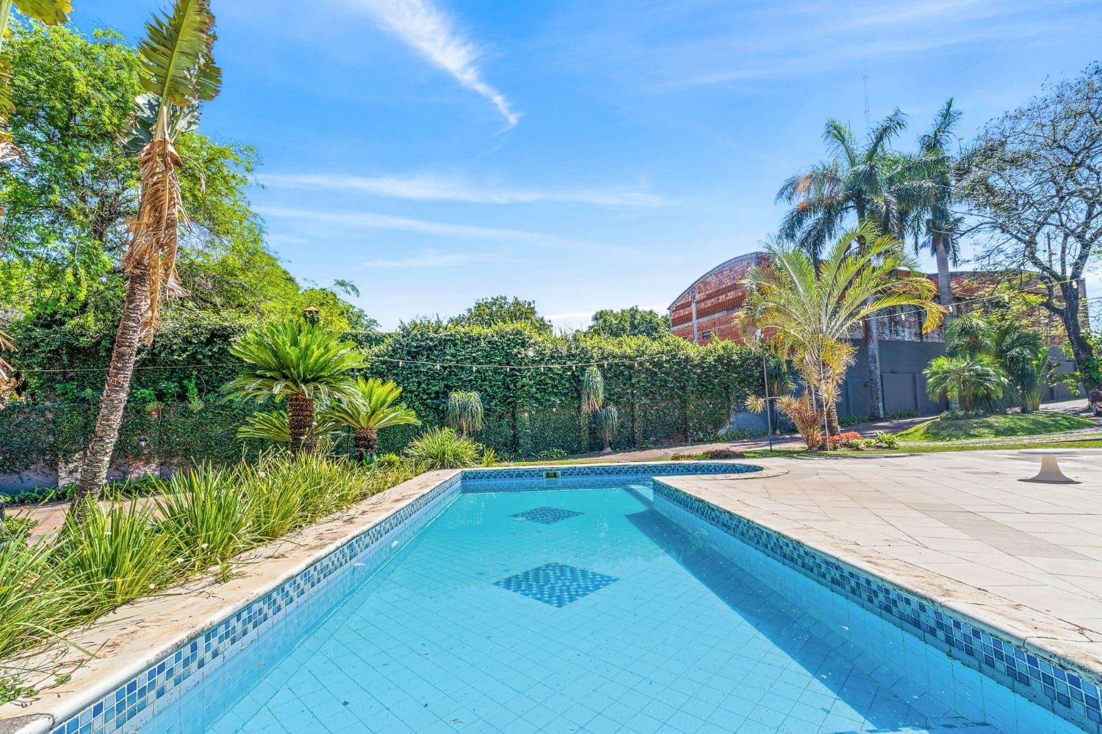 Casa de 6 habitaciones con Piscina y Patio en Asunción Bº Santa Librada — foto 3