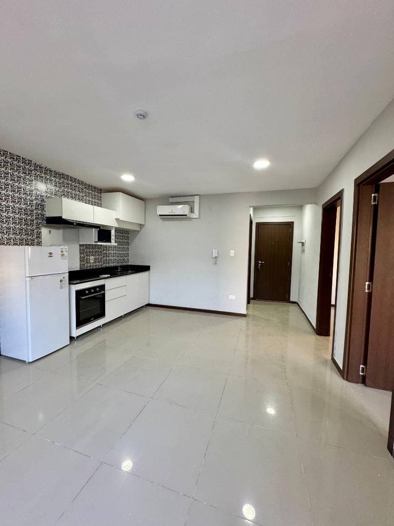 Departamento en Luque residencial santa cecilia, foto 5