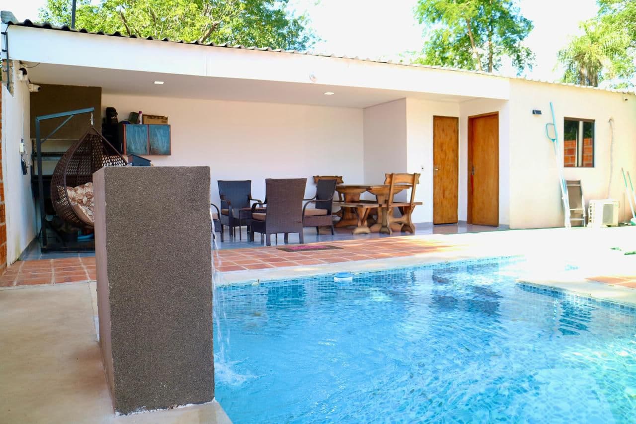 En venta hermosa casa quinta en Luque Tarumandy, foto 2