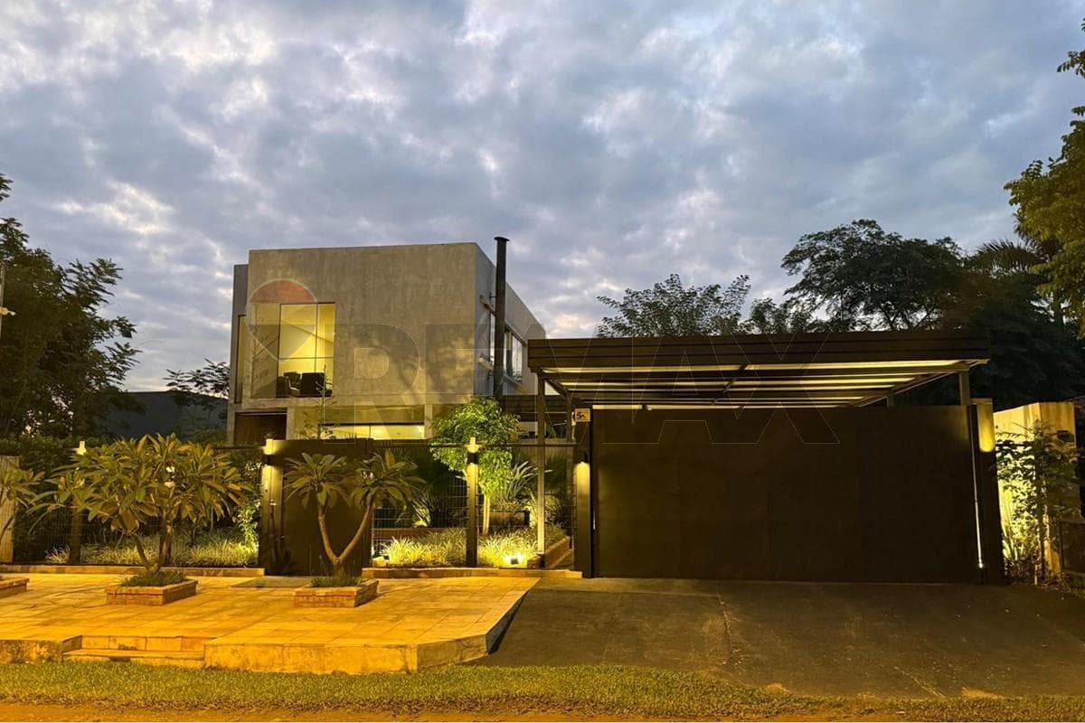 Vendo casa en San Bernardino de calle a calle