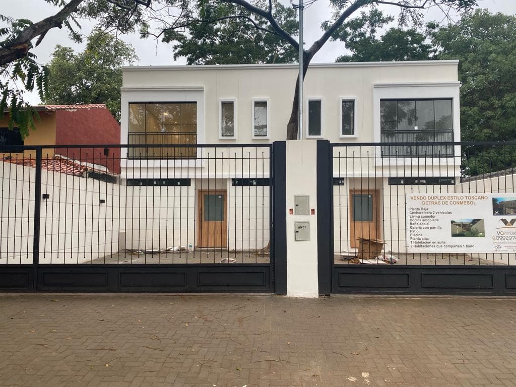 Hermoso dúplex estilo toscano, detrás de la conmebol, foto 2