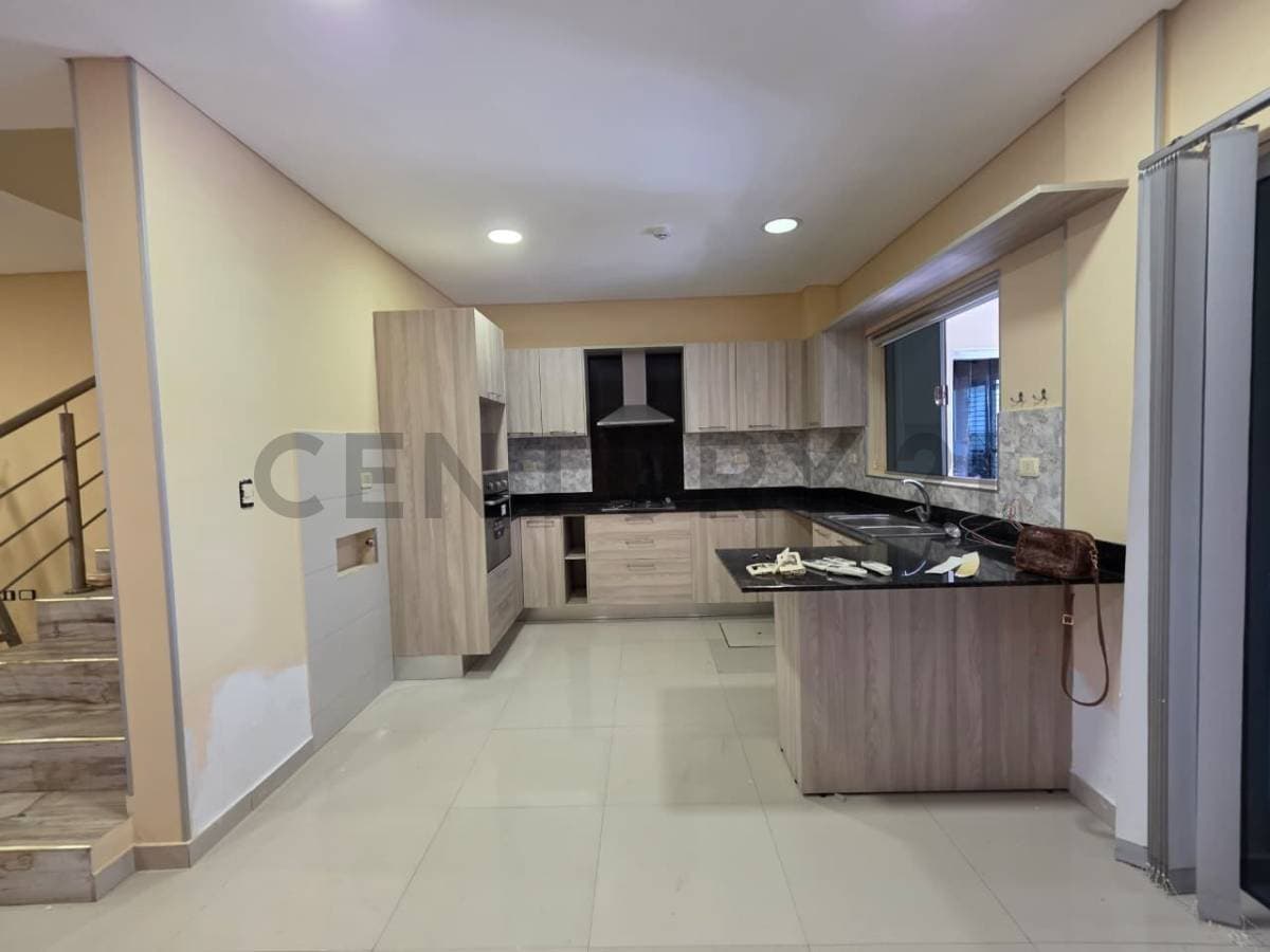 de Casa Dúplex en Lambaré, Central, foto 3