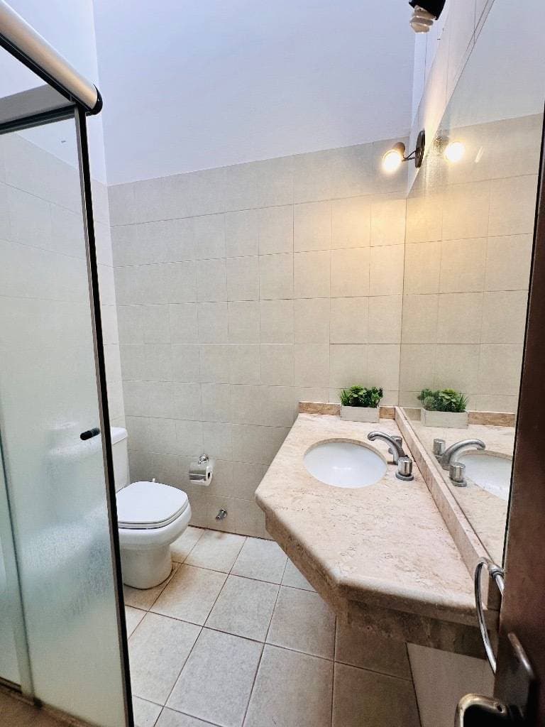 En venta duplex en Fernando de la Mora, foto 3