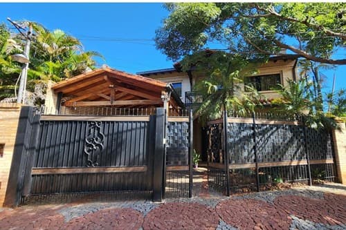 Vendo hermosa casa en lambare