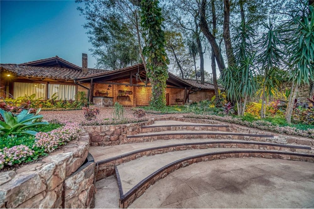 Exclusiva residencia en Asunción - Las Lomas, foto 3
