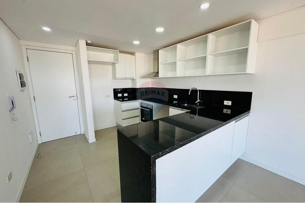 Departamento - Alquiler - Luque, Paraguay, foto 3