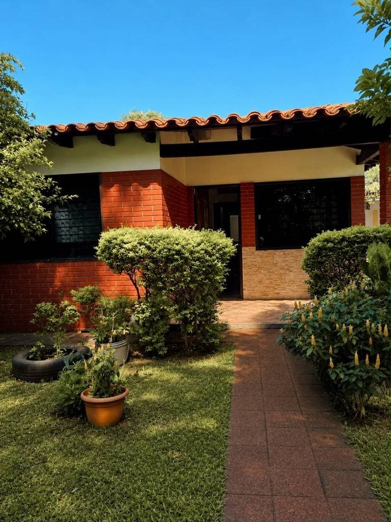 Casa de 2 dormitorios en San Lorenzo, foto 1