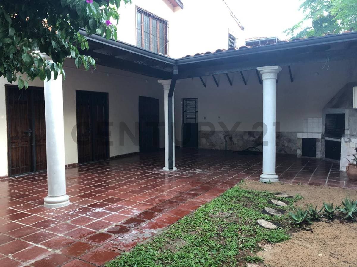 de Casa en Luque, Central, foto 3
