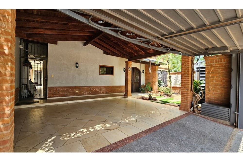 Residencia-Venta-Bella Vista c/ Cap. Rivas, Fernando de la Mora, Central, foto 2