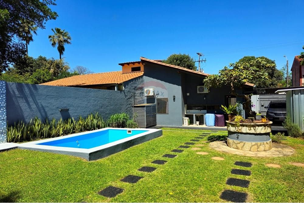 Casa de 3 Hab. con Piscina y Quincho en Campo Grande, Luque (437 m² Terreno) — foto 4