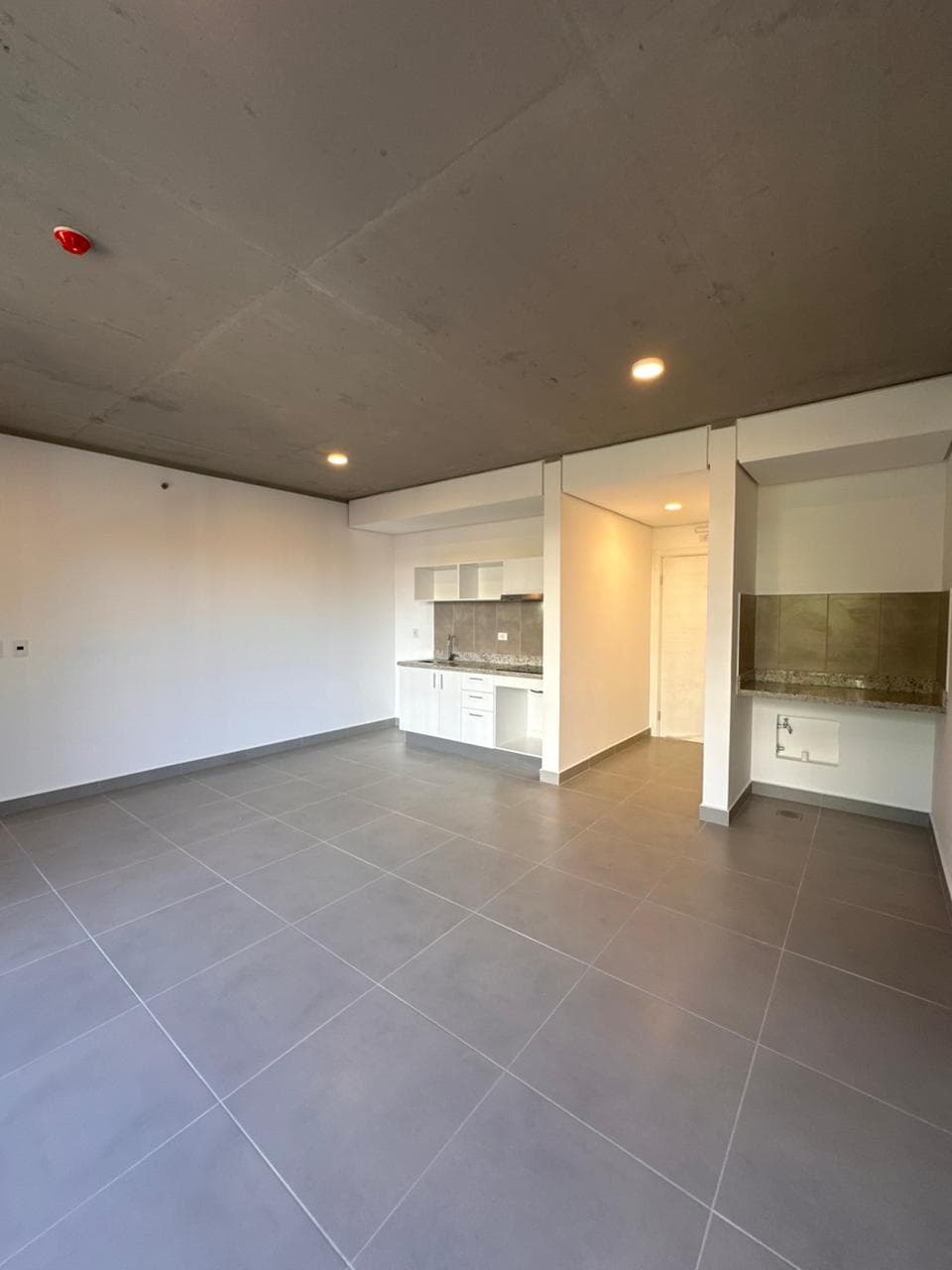 Vendo departamentos de 1 y 2 dormitorios en el bo. Sajonia - Asunción