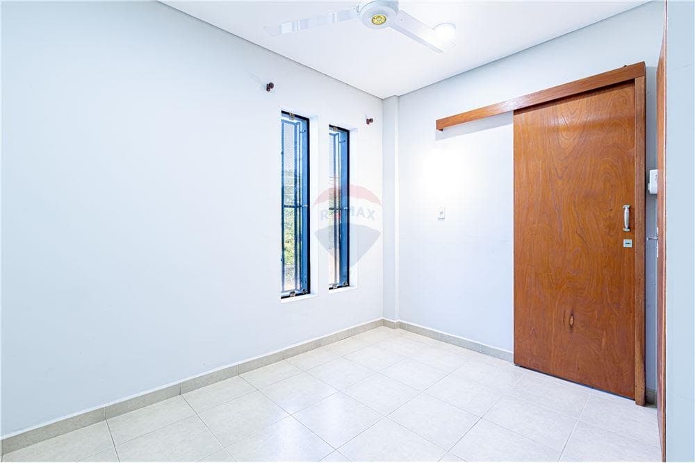 Casa para consultorio o clinica en San Lorenzo, foto 4