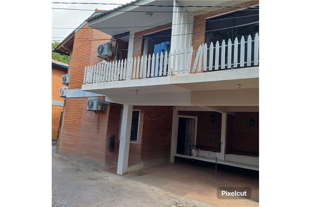 Venta De Dúplex En Condominio Mburucuyá