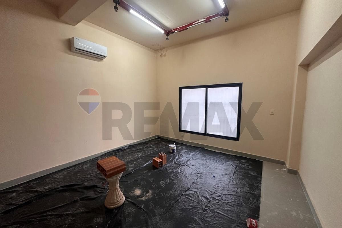 Amplio Salon Comercial- Azara 655- 3 ambientes, foto 3