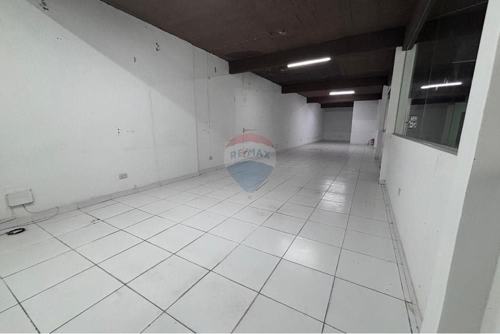 Local Comercial - Alquiler - Fernando de la Mora, Paraguay, foto 5