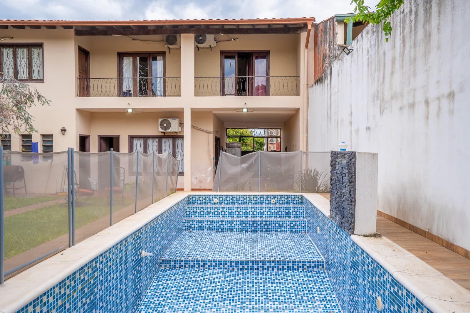 Oferta. Casa a precio de terreno en mburucuyá. Asuncion, foto 4