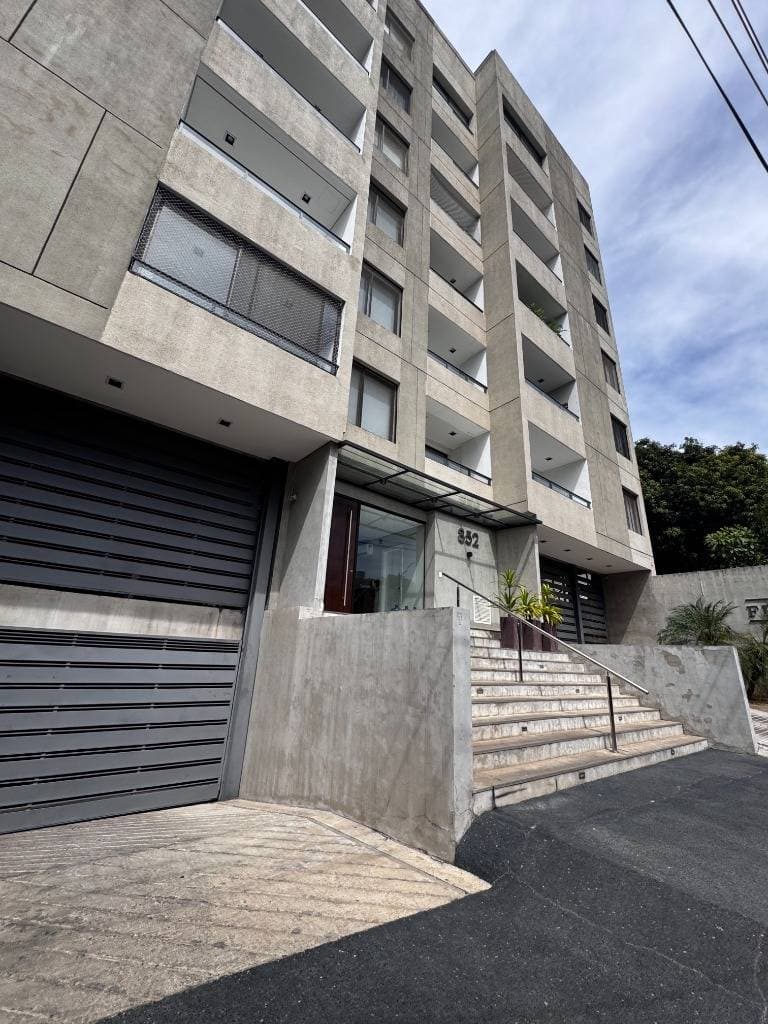 Departamento de 2 habitaciones en edificio Villa Frieda, foto 1