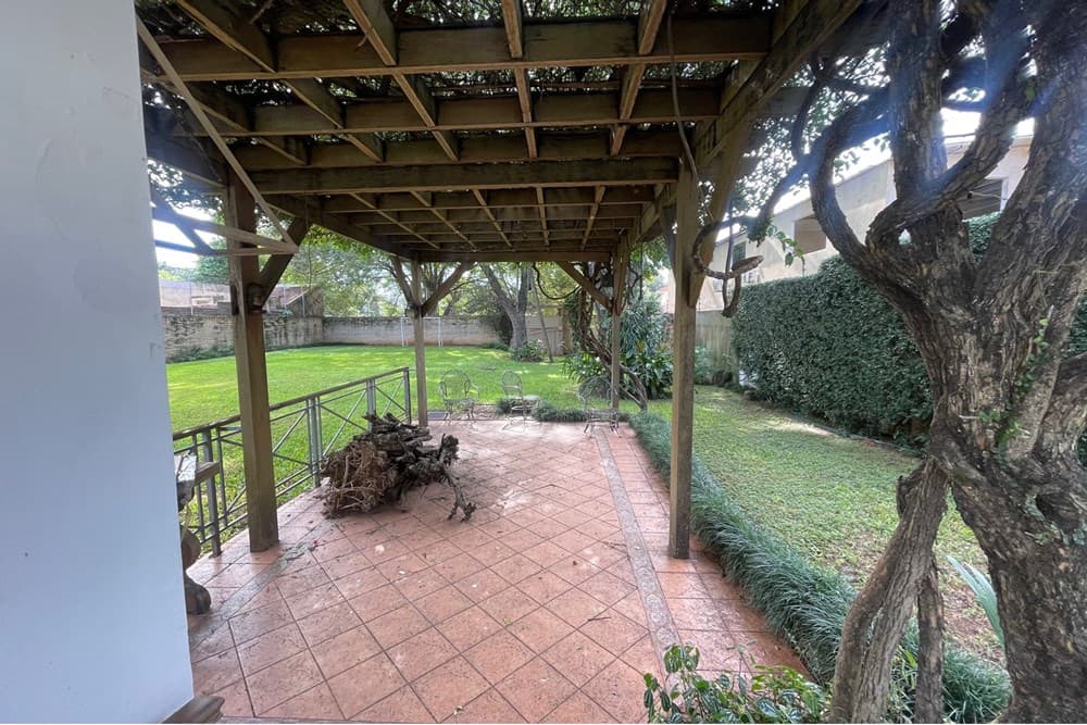 Residencia con 1900m2 de Terreno - Pinedo Shopping, foto 4