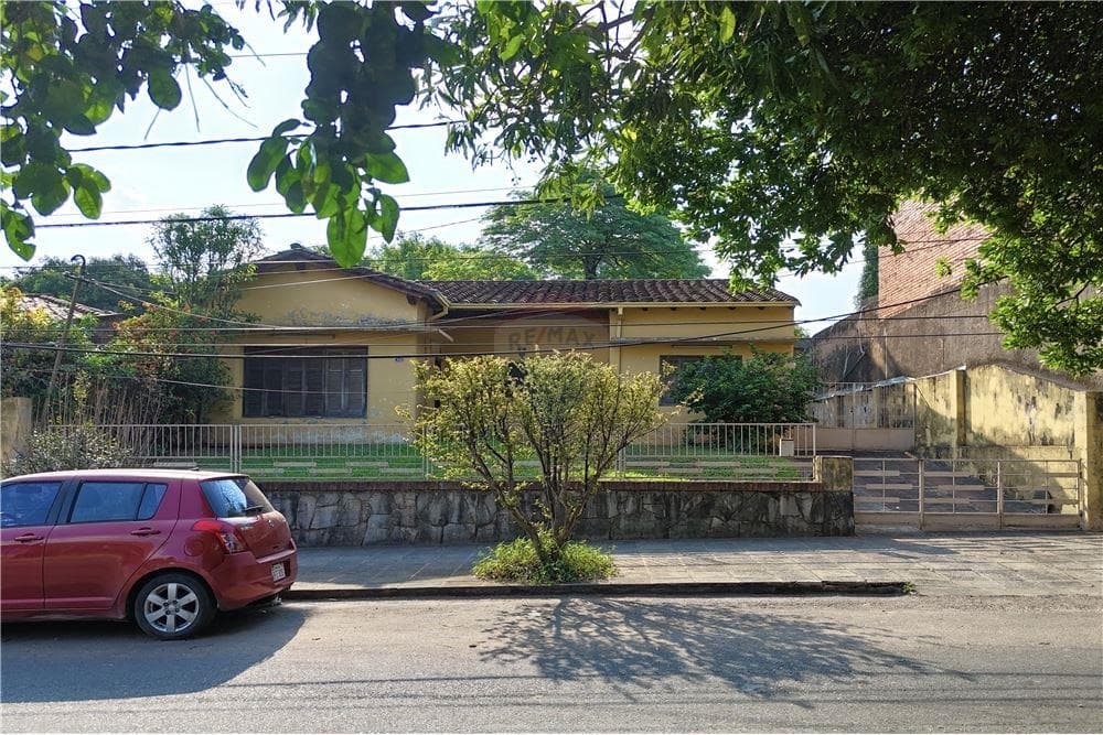 Vendo casa en vista alegre a pasos avenida fernando