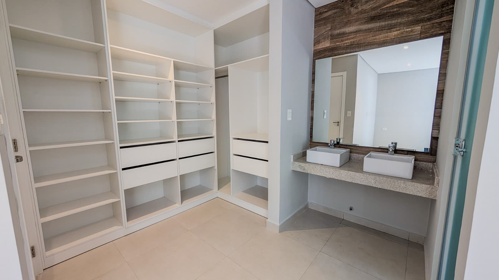 Hermoso duplex zona plaza madero, foto 3