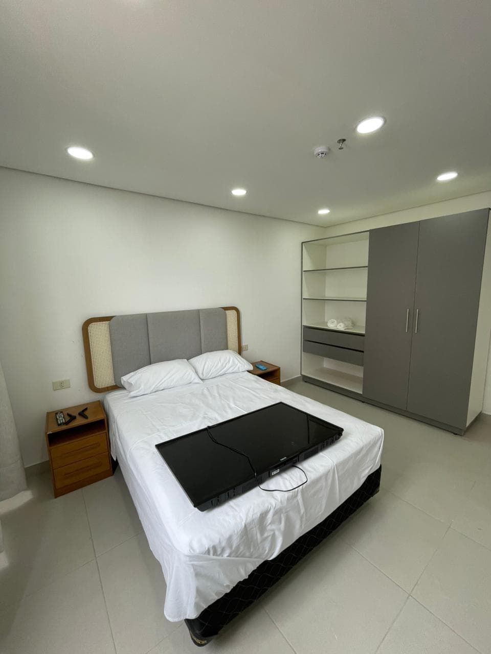 Herrera en alquiler departamento amoblado de 2 dormitorios, foto 4
