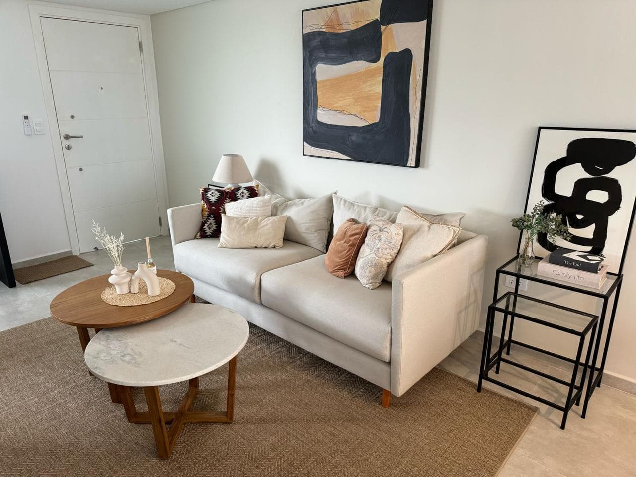 Departamento de 2 dormitorios sin muebles en Villa Morra — foto 1