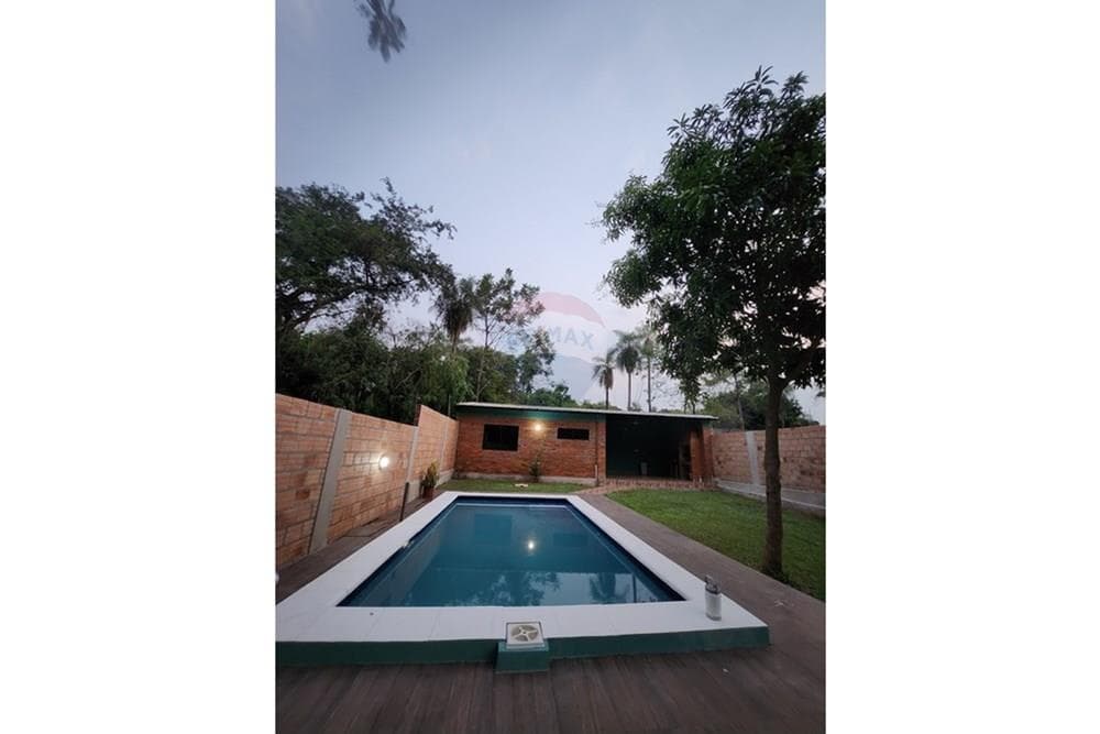 de Casa con Piscina Itauguá”, foto 2