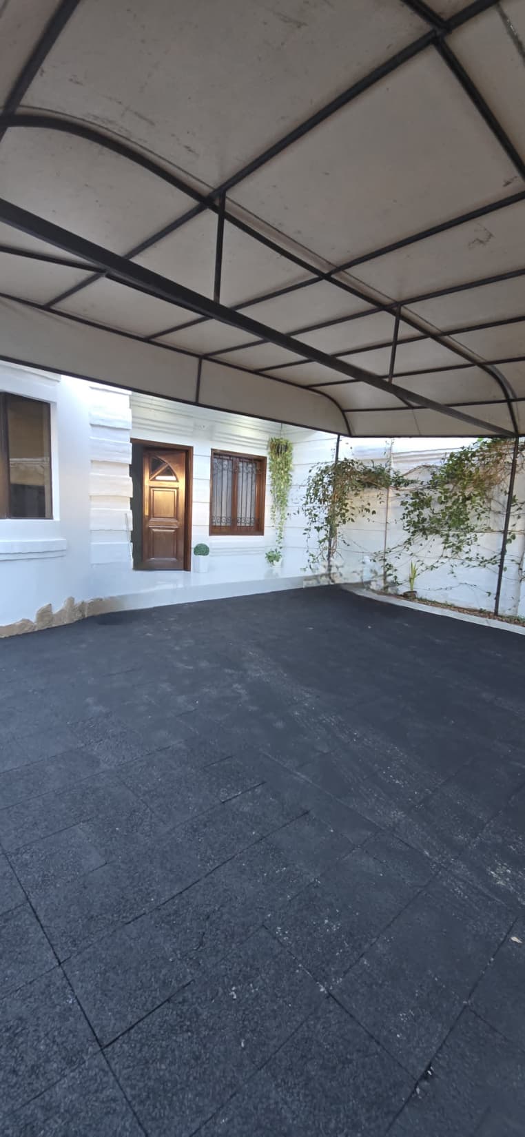 Dúplex en barrio mburucuyá , eje corporativo — foto 3