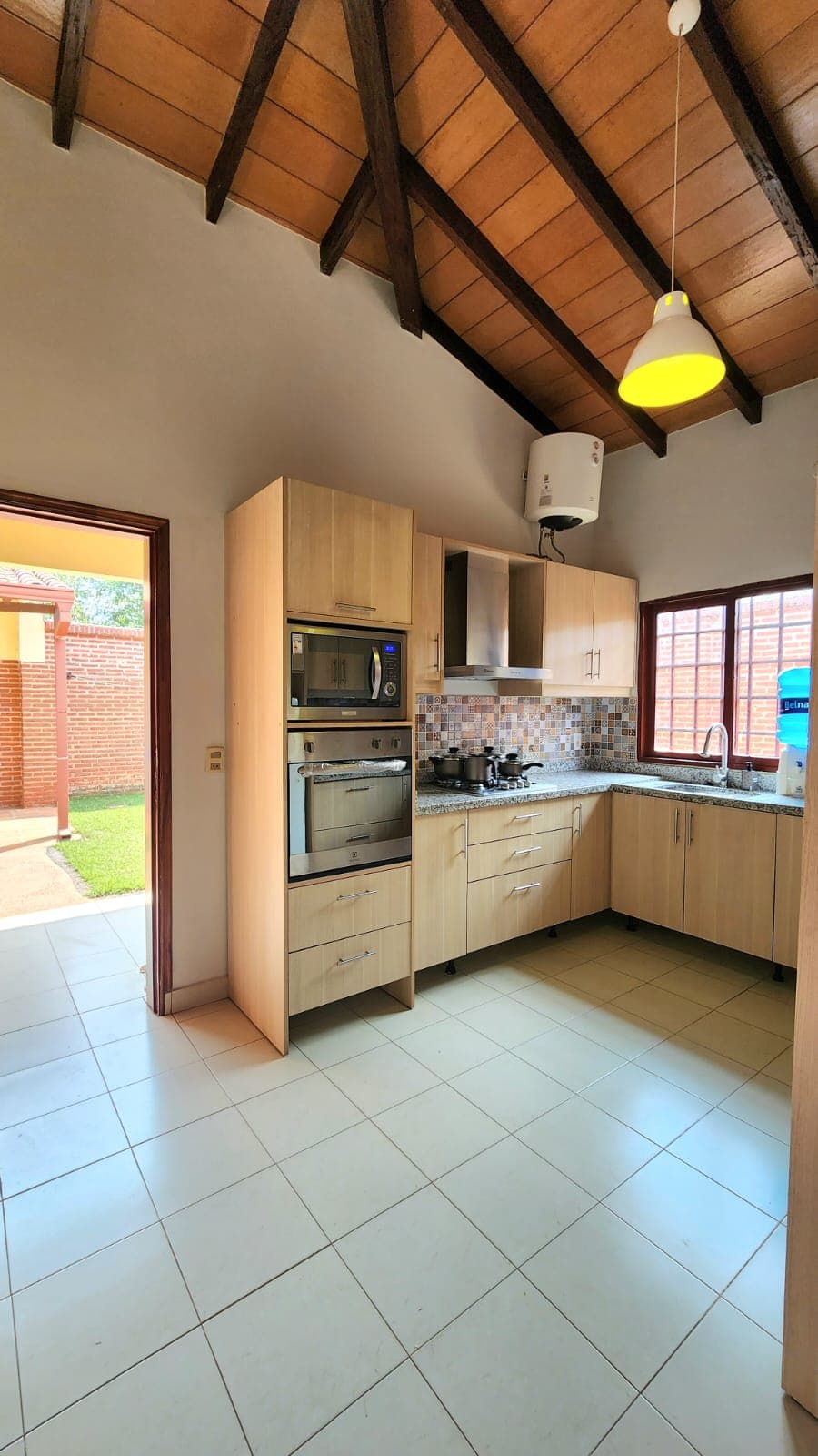 Hermosa casa en itaugua, foto 4