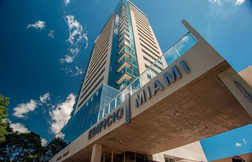 Alquilo dpto totalmente amoblado en el edificio miami