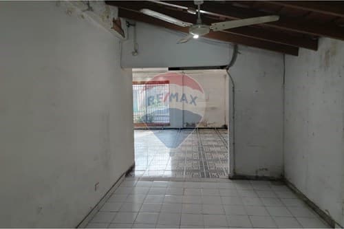 Local comercial en nazareth, foto 3