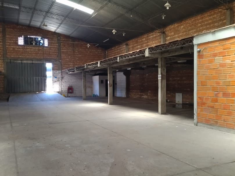 Importante Depósito en San Lorenzo, foto 4