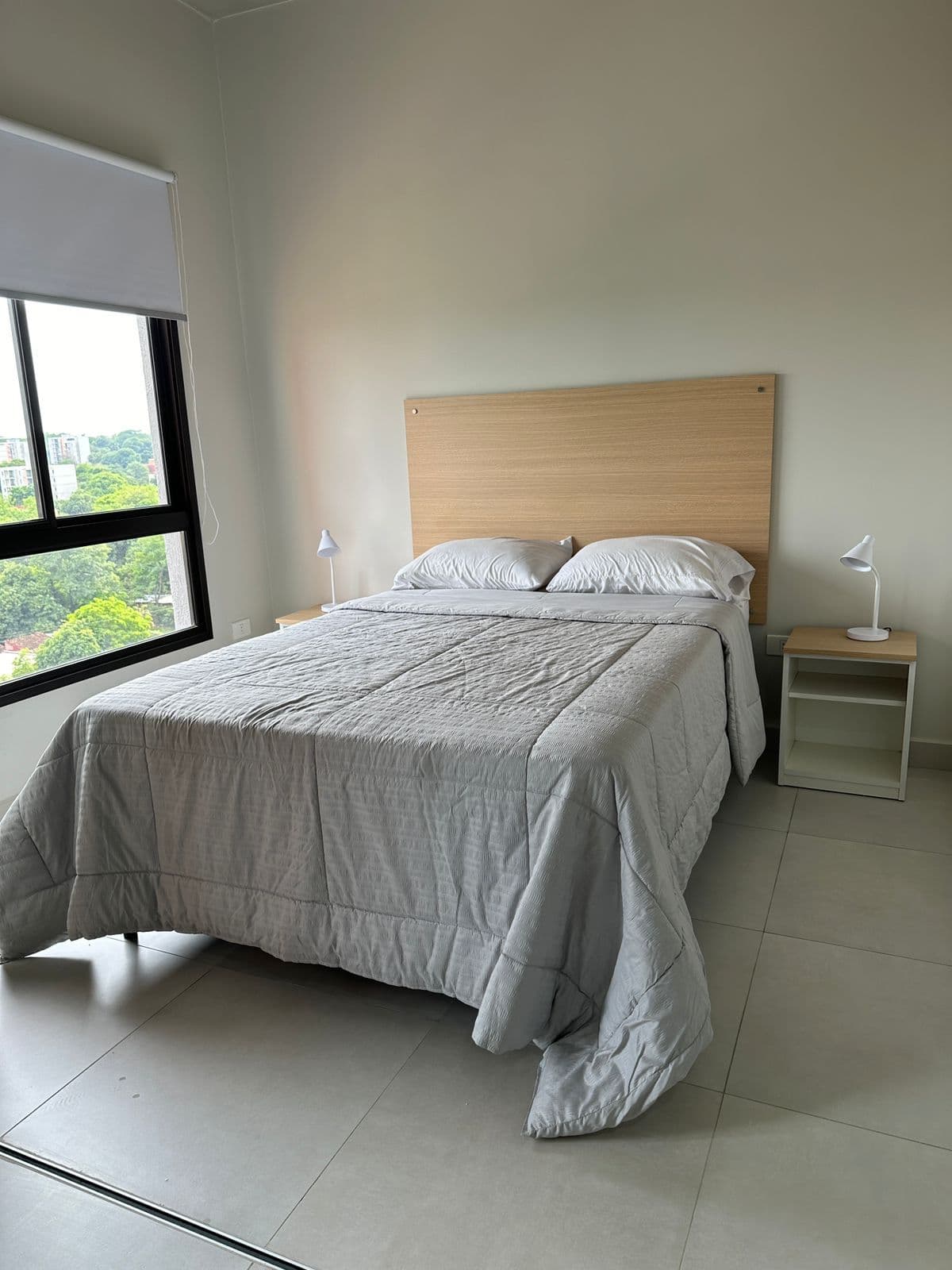 Alquila esta hermosa casa con piscina en barrio tranquilo y seguro en sanber — foto 1