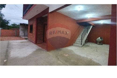 Vendo bloque de departamentos en lambare