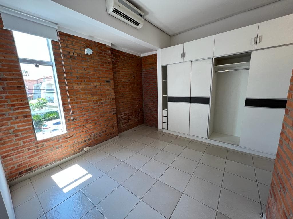 Duplex en venta en el barrio Villa Aurelia, zona Municipalidad, foto 5
