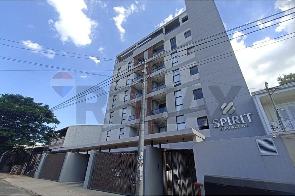 Departamento en venta en Ykua Satí